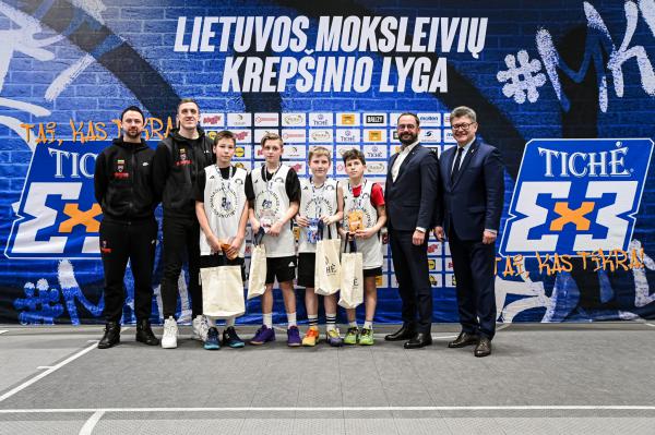 639151336 915071334613748 7004955342941192893 n