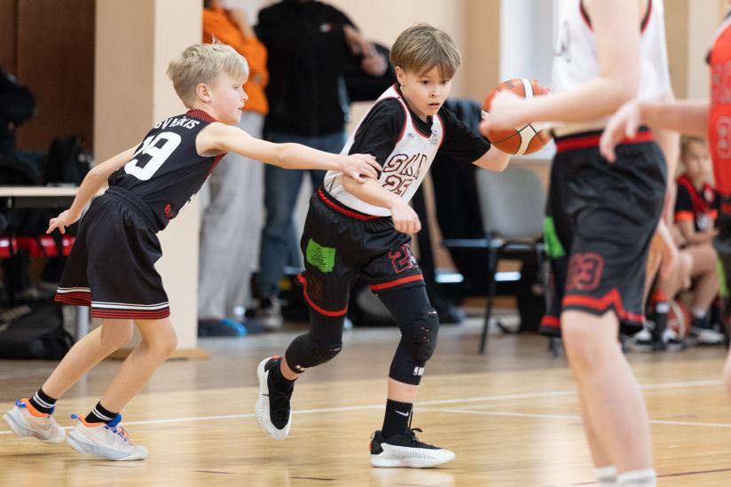 646949477 933827012489043 4816276677290429097 n