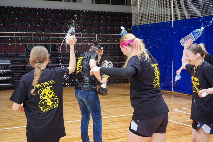 672675420 960255000095381 5631857292871633976 n